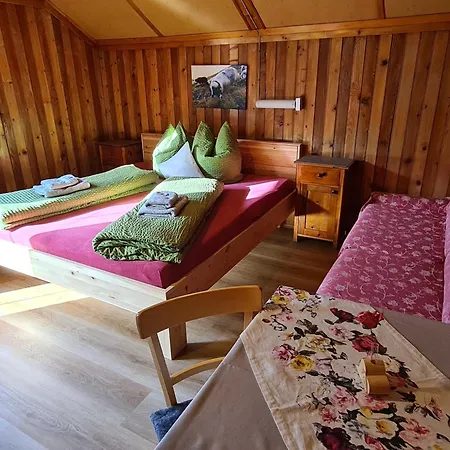 Semesterbostad Meins